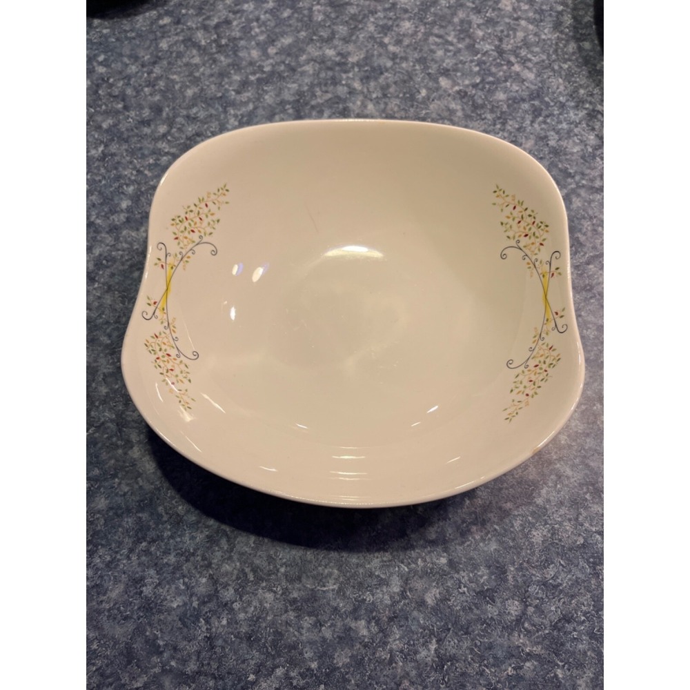 Hall MCM Hallcraft by Eva Zeisel Buckingham Palace Pattern vegetable bowl